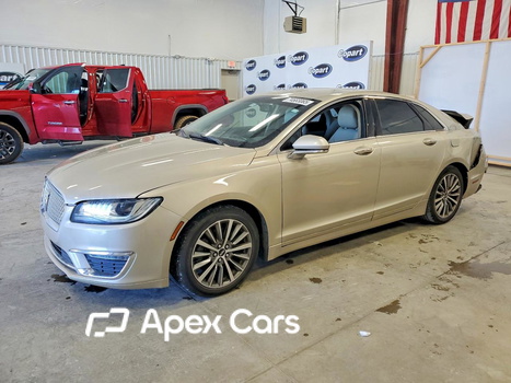 Lincoln MKZ 2017 - Image 1 of 13
