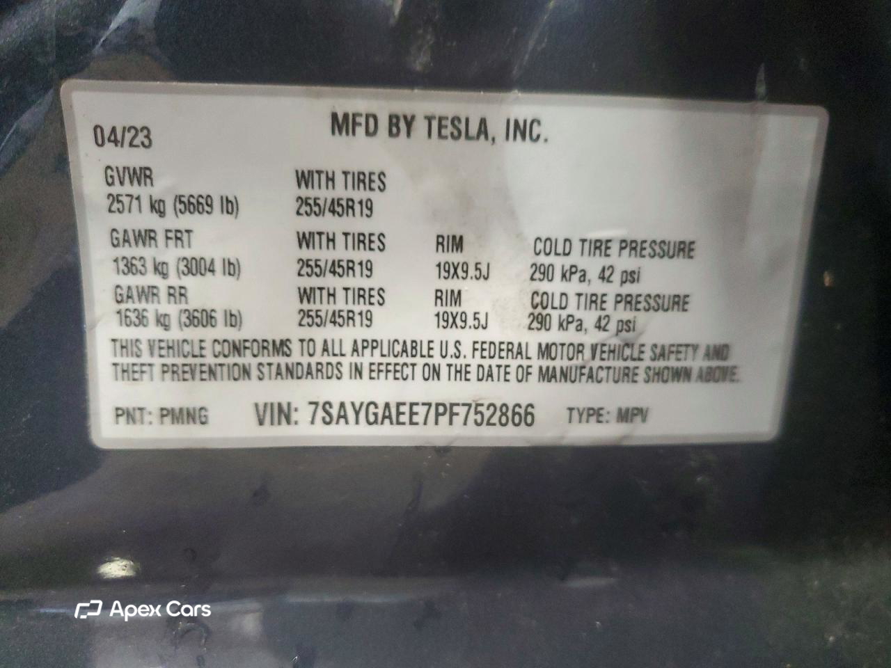 Tesla Model Y 2023