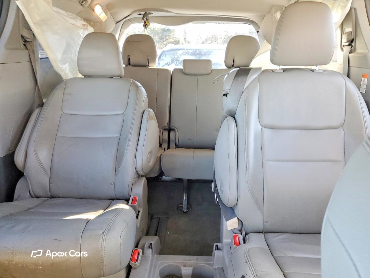 Toyota Sienna 2015