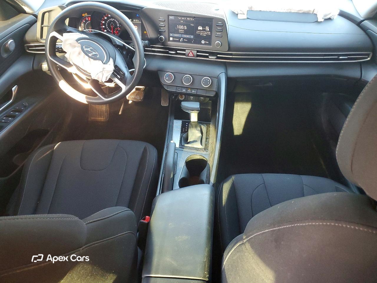 Hyundai Elantra 2023