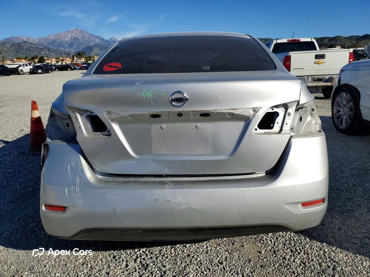 Nissan Sentra 2015