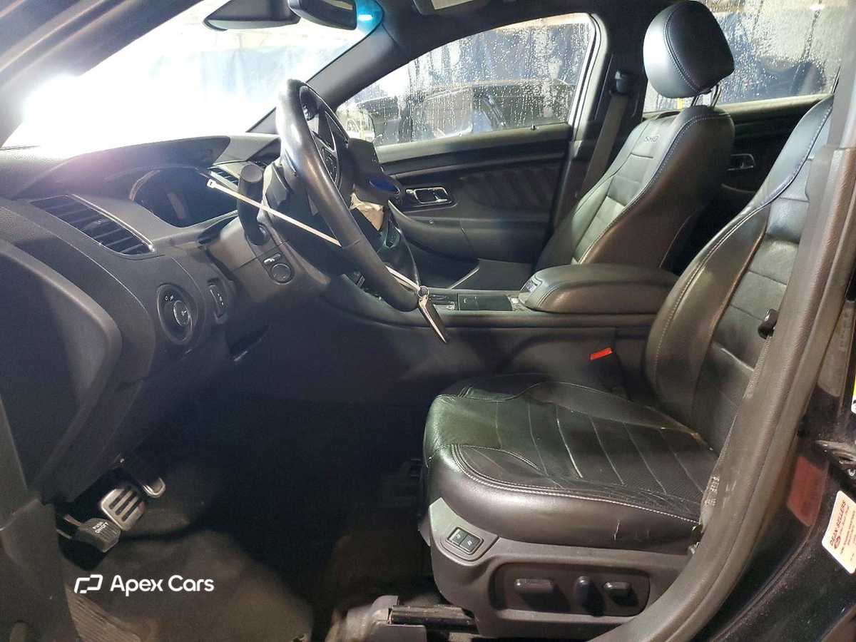 Ford Taurus 2015