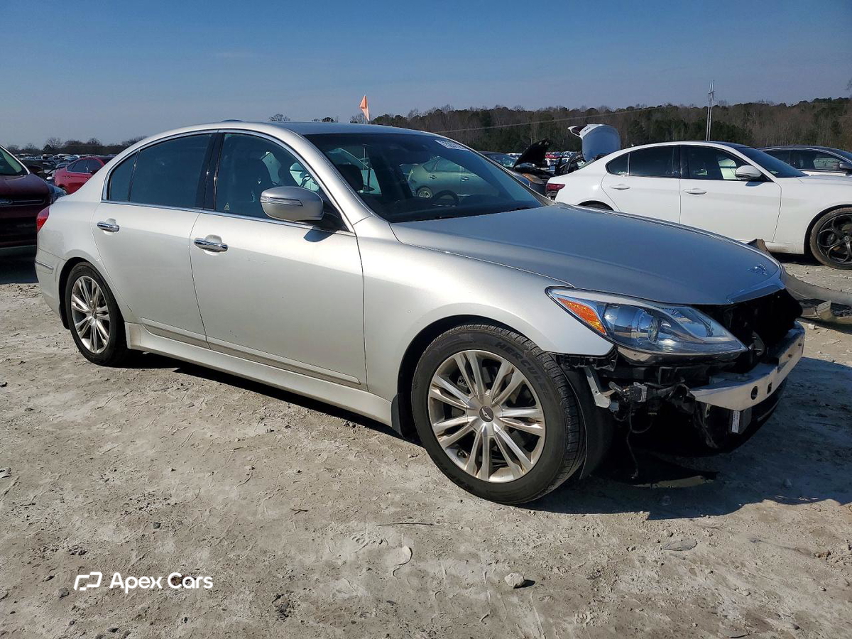 Hyundai Genesis 2012