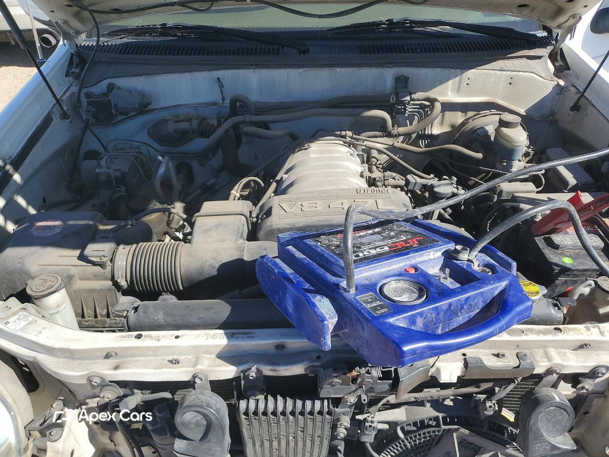 Toyota Sequoia 2003