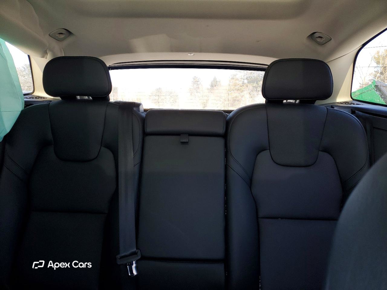 Volvo XC60 2025