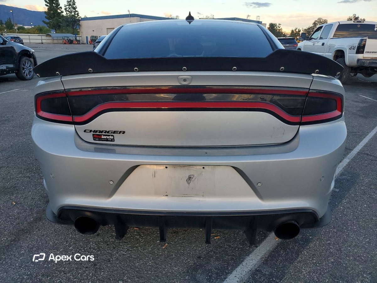 Dodge Charger 2020