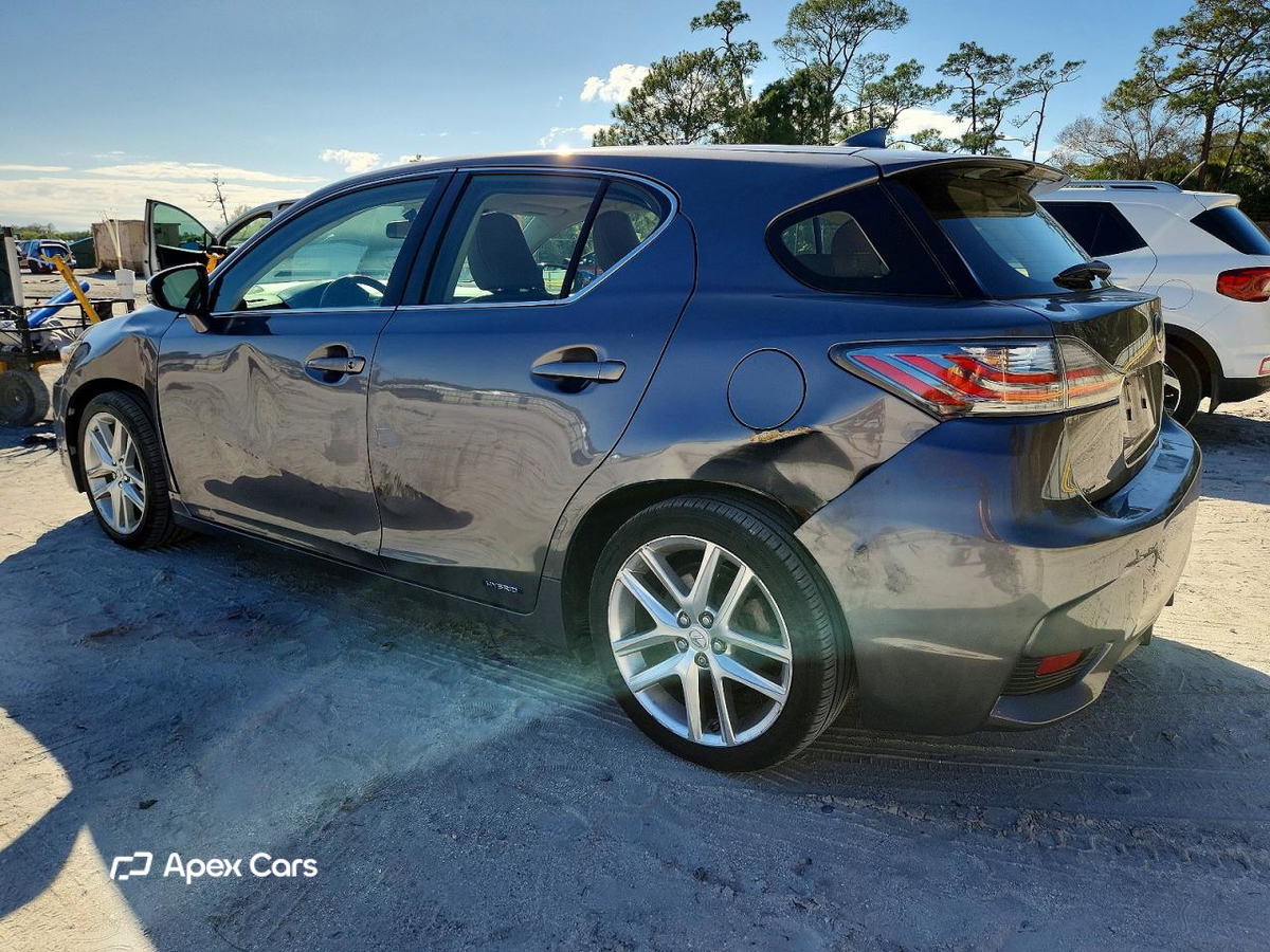Lexus CT 2015