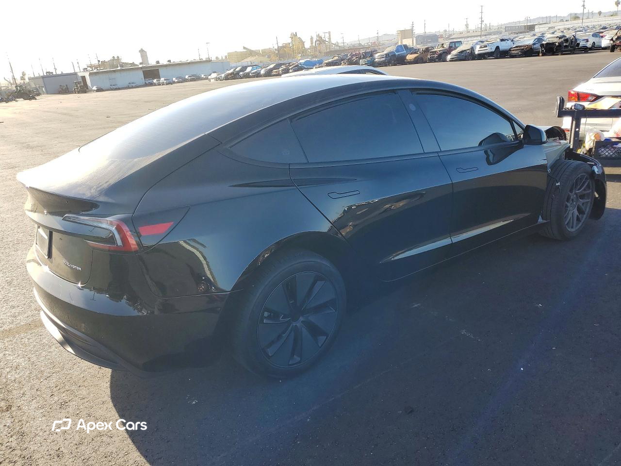 Tesla Model 3 2025