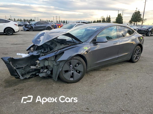 Tesla Model 3 2021 - Image 1 of 14