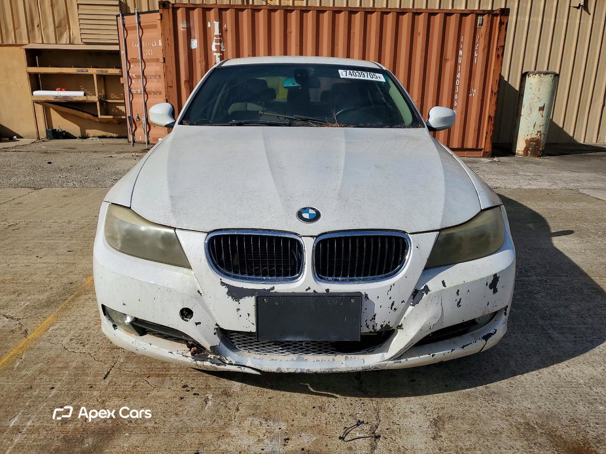 BMW Series 3 2011