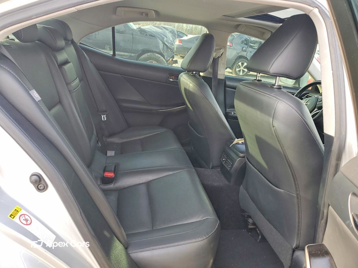 Lexus IS 2014