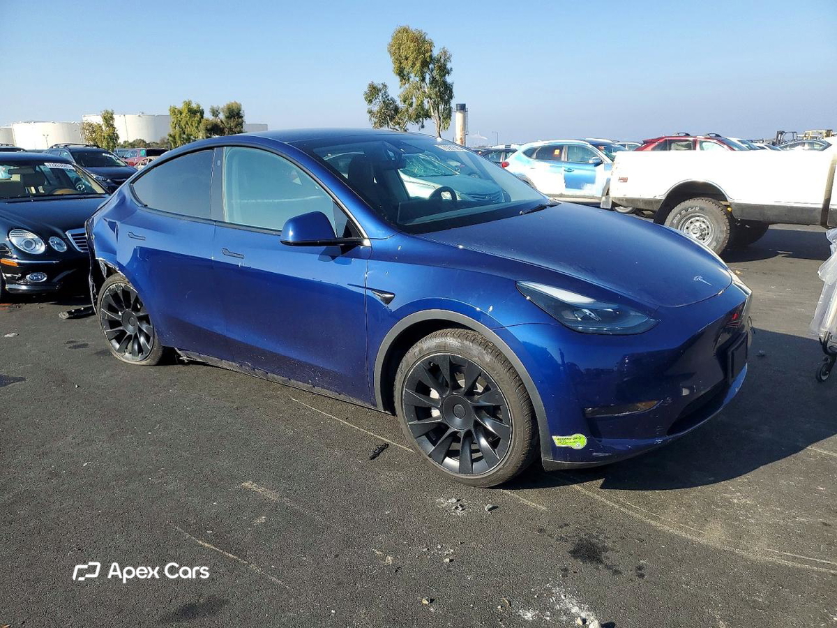 Tesla Model Y 2023