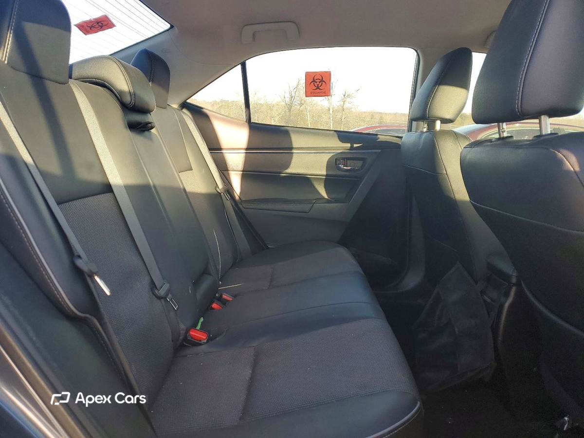 Toyota Corolla 2015