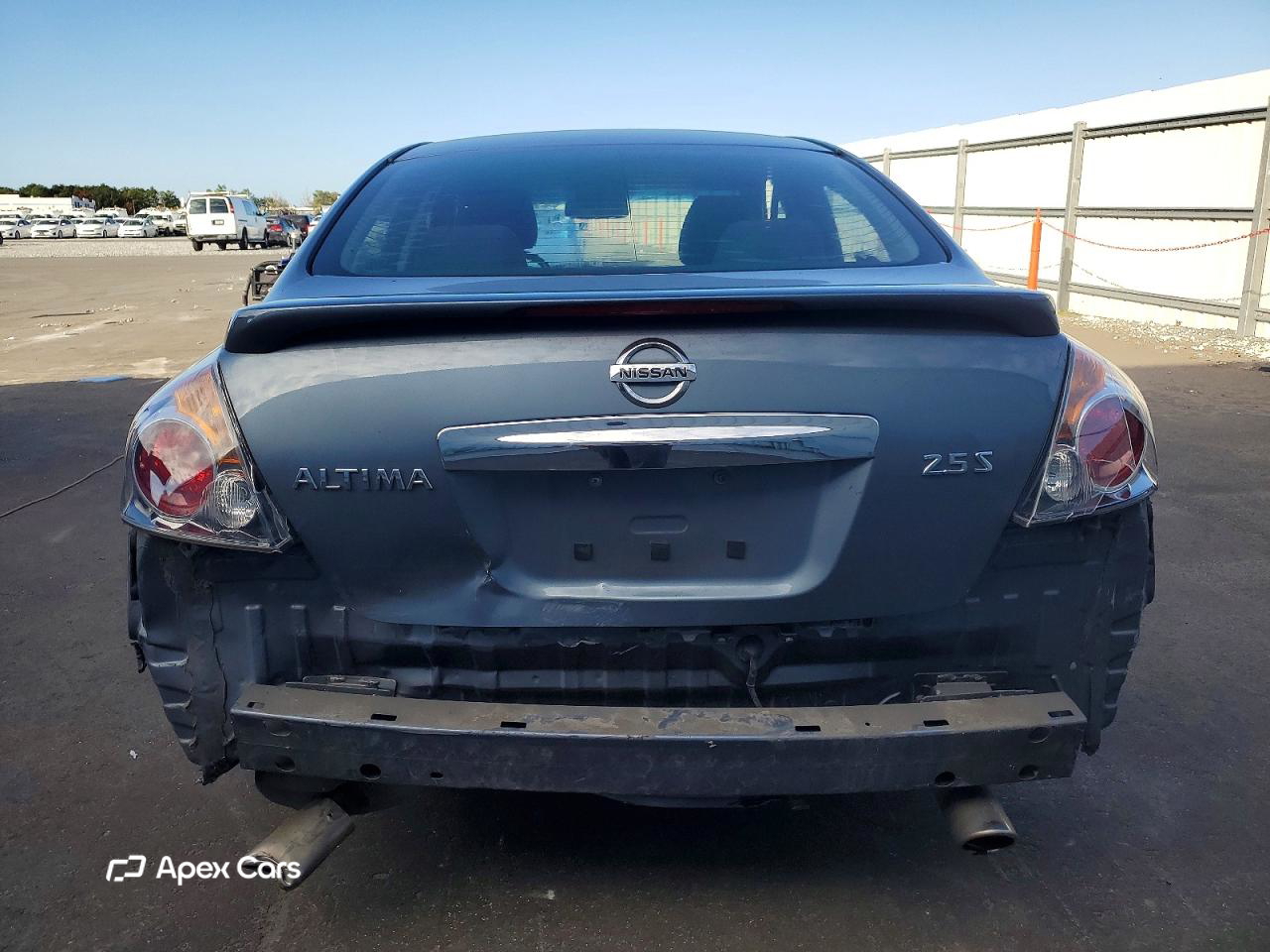 Nissan Altima 2012