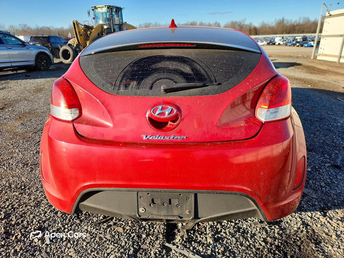 Hyundai Veloster 2013