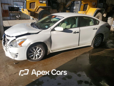 Nissan Altima 2015 - Image 1 of 13
