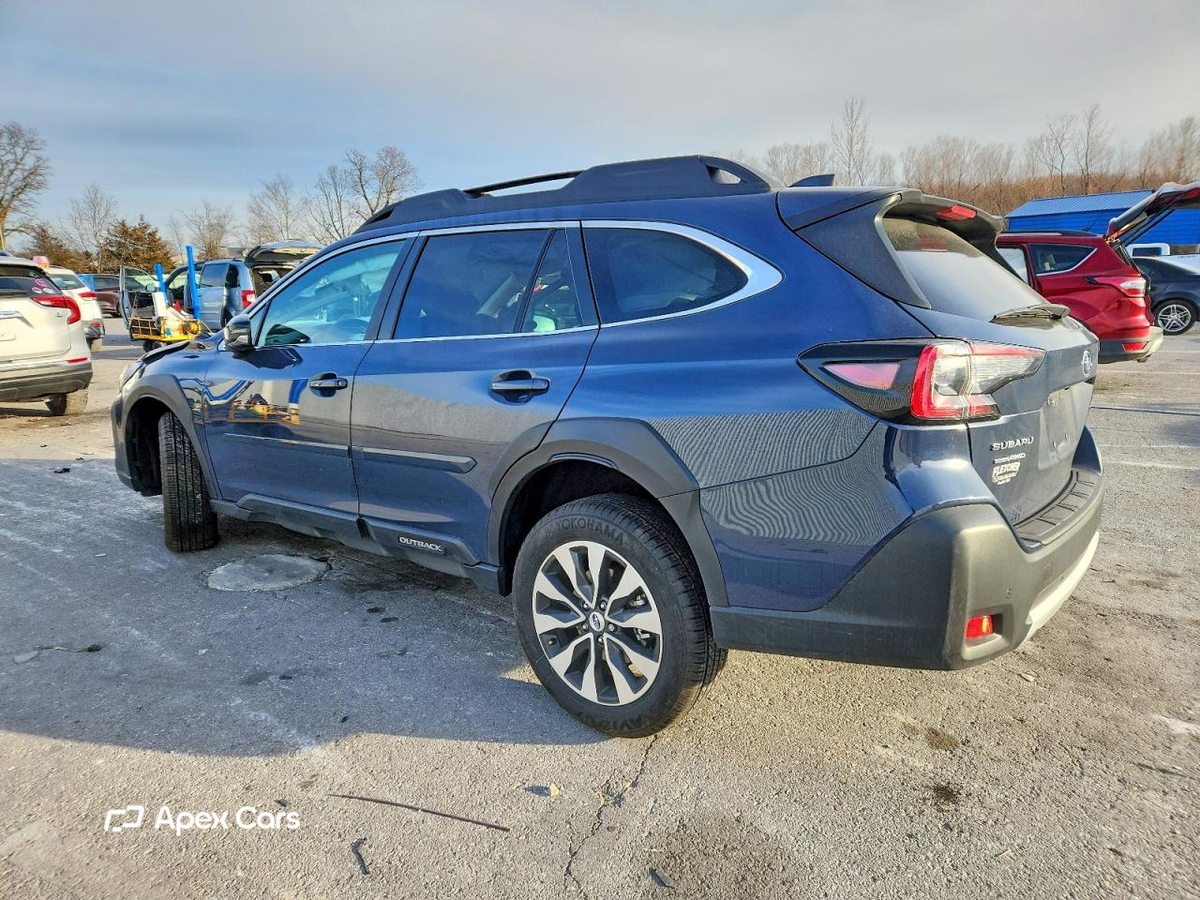 Subaru Outback 2025