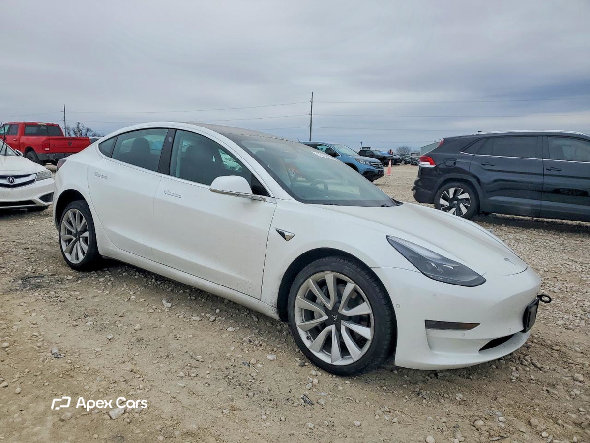 Tesla Model 3 2020