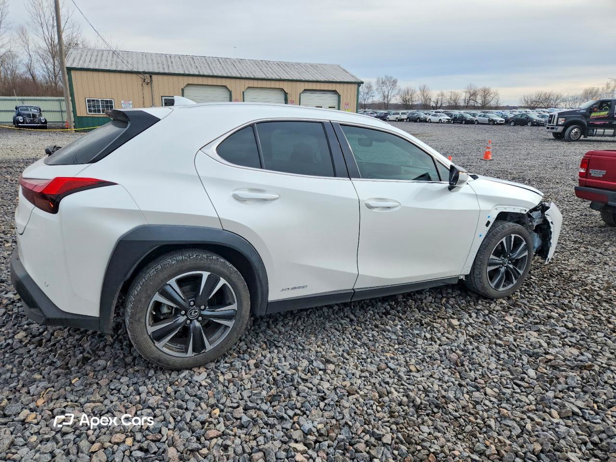 Lexus UX 2020