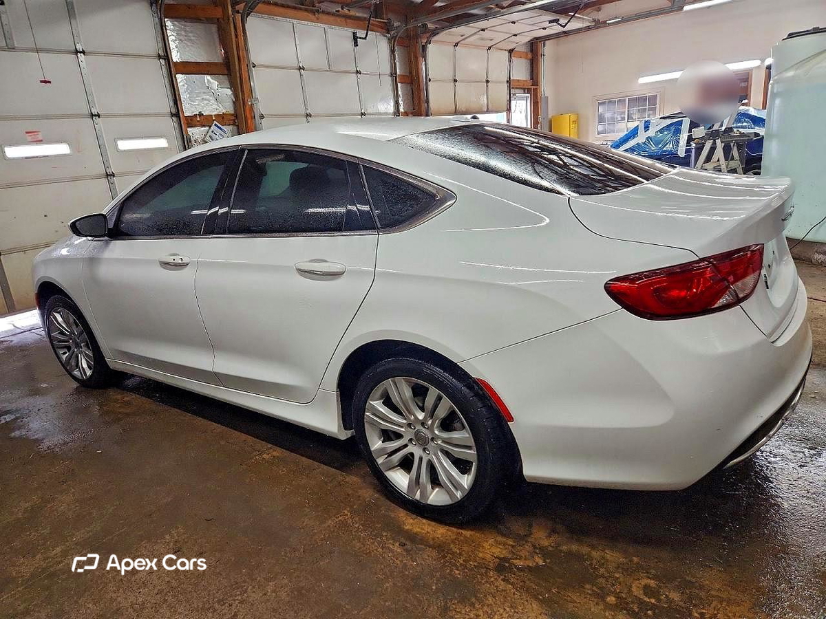 Chrysler 200 2015