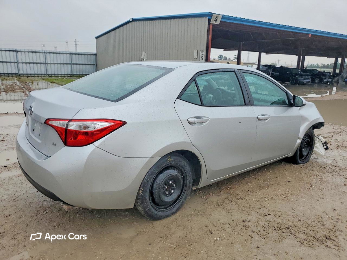 Toyota Corolla 2015
