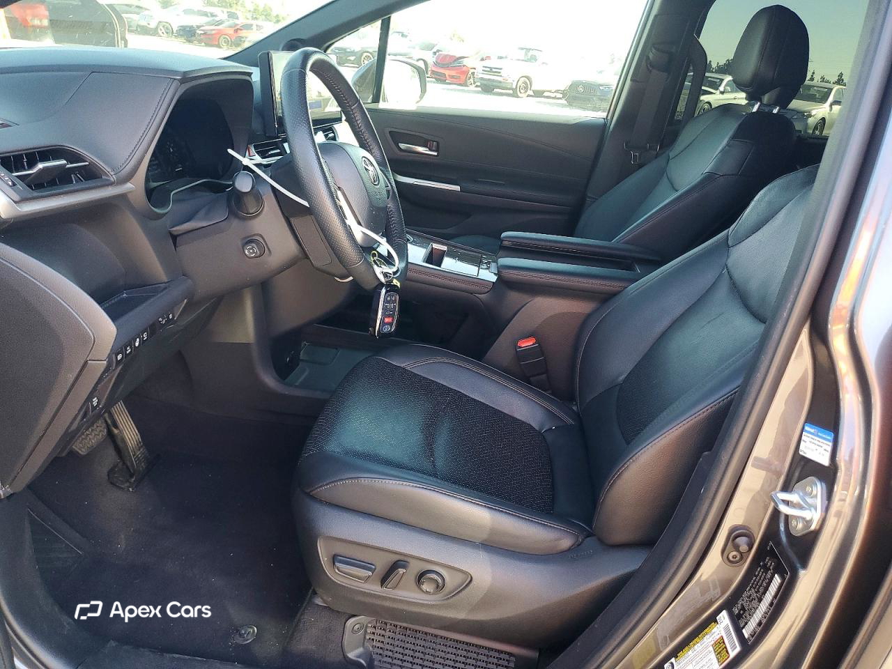 Toyota Sienna 2025