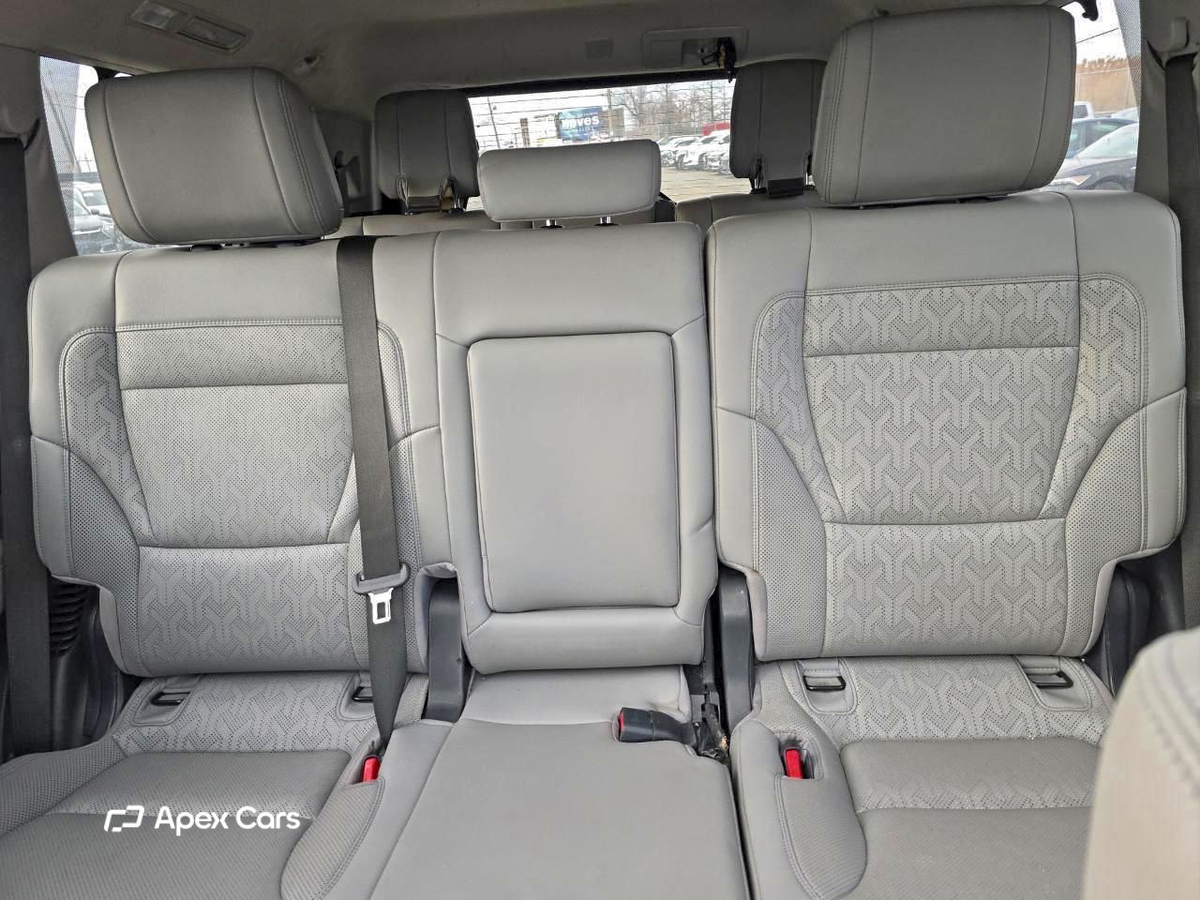 Toyota Sequoia 2023