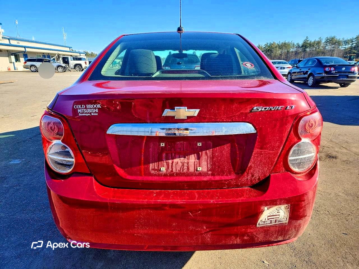 Chevrolet Sonic 2015