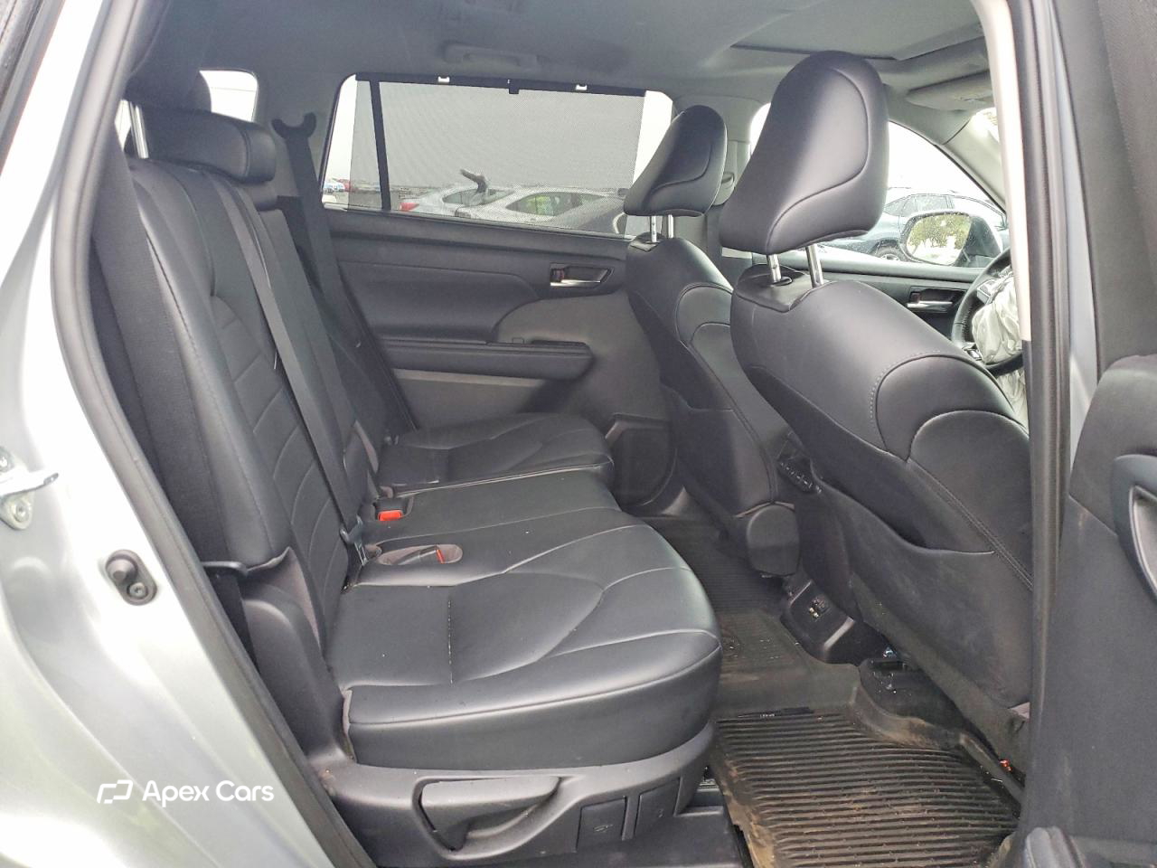 Toyota Highlander 2021