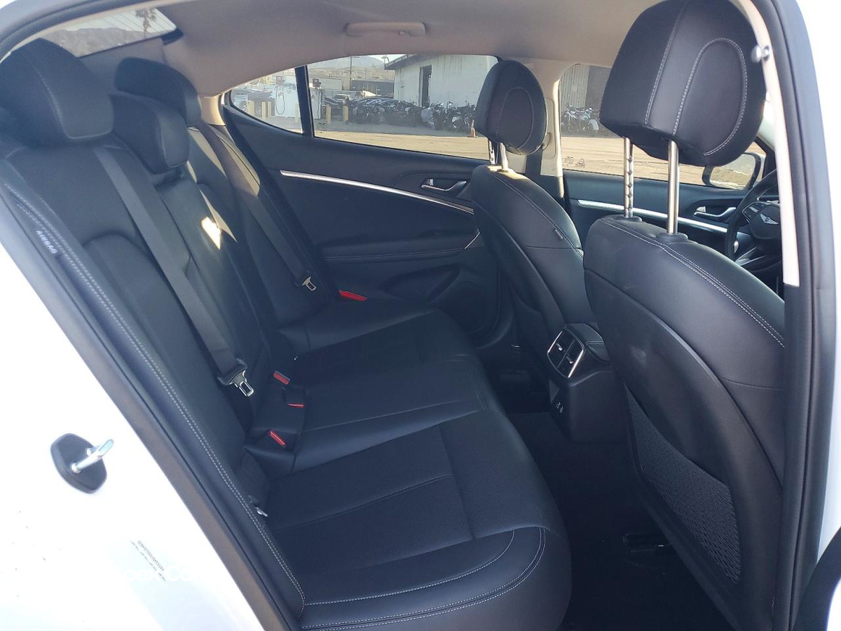 Genesis G70 2025