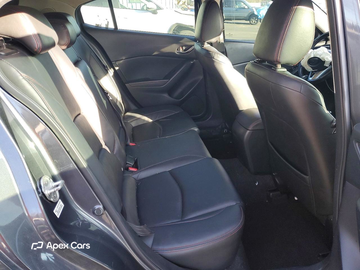 Mazda 3 2016