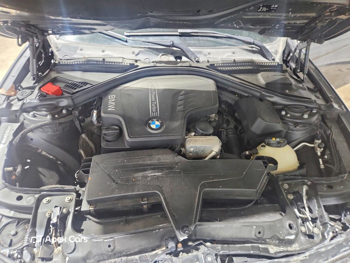 BMW Series 3 2016