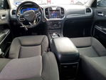 Chrysler 300 2021