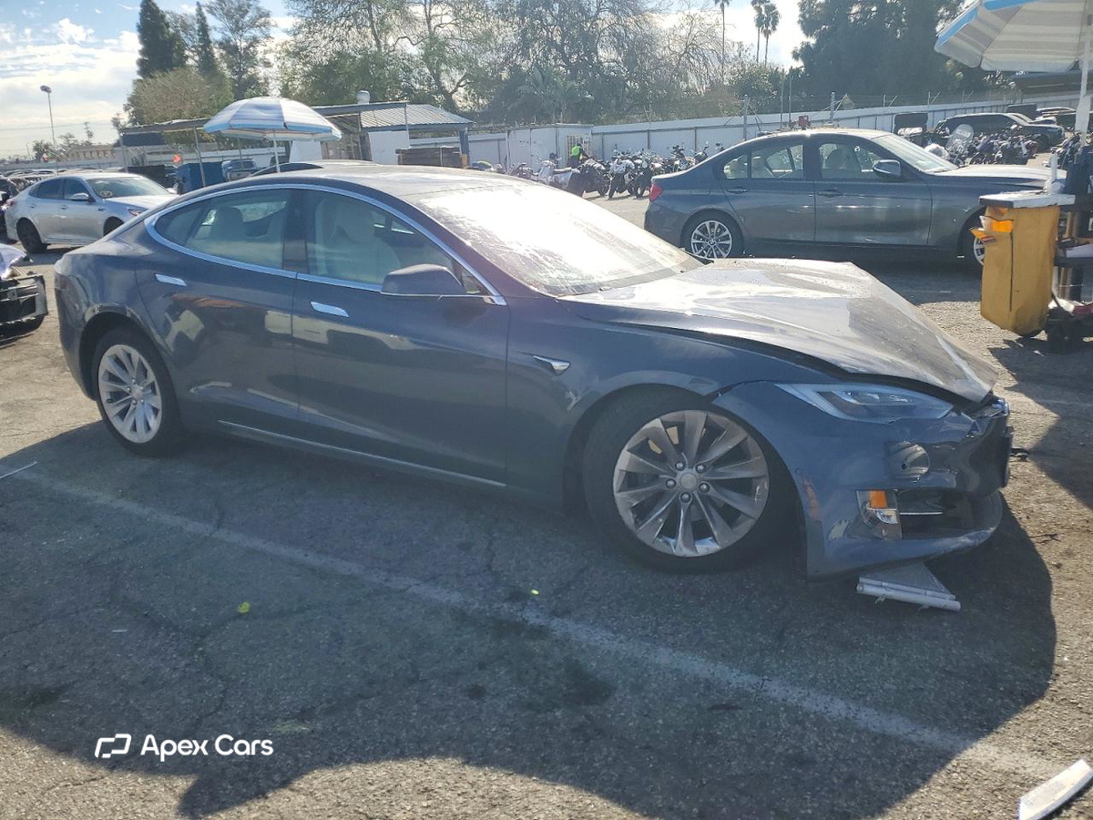 Tesla Model S 2018