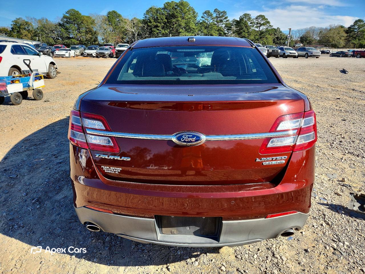 Ford Taurus 2015
