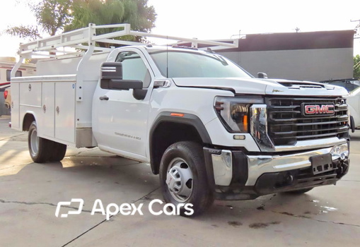 GMC Sierra 2024 - Image 1 of 10