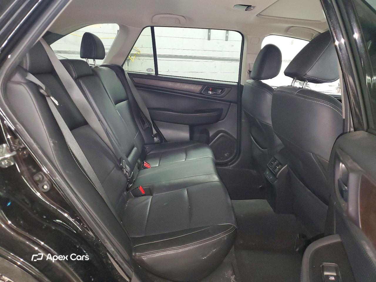 Subaru Outback 2016