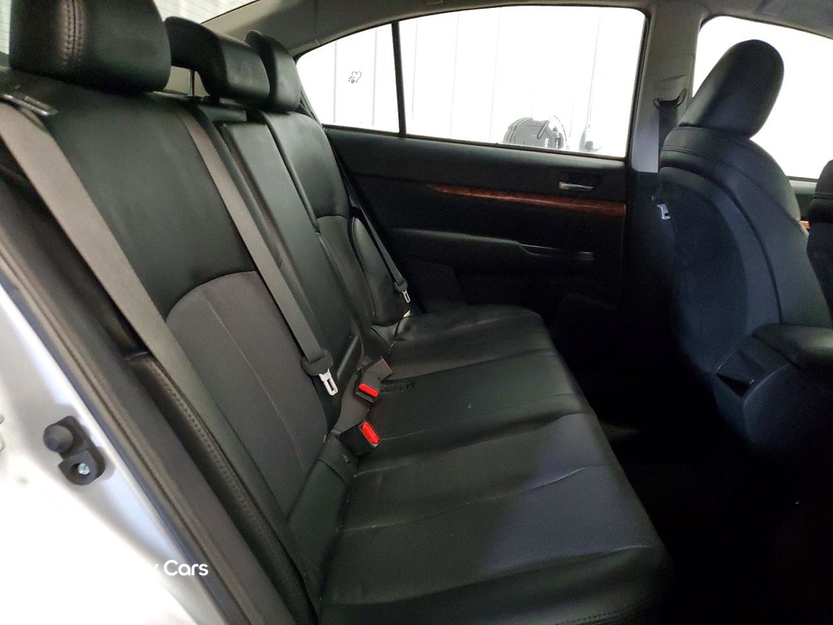 Subaru Legacy 2012