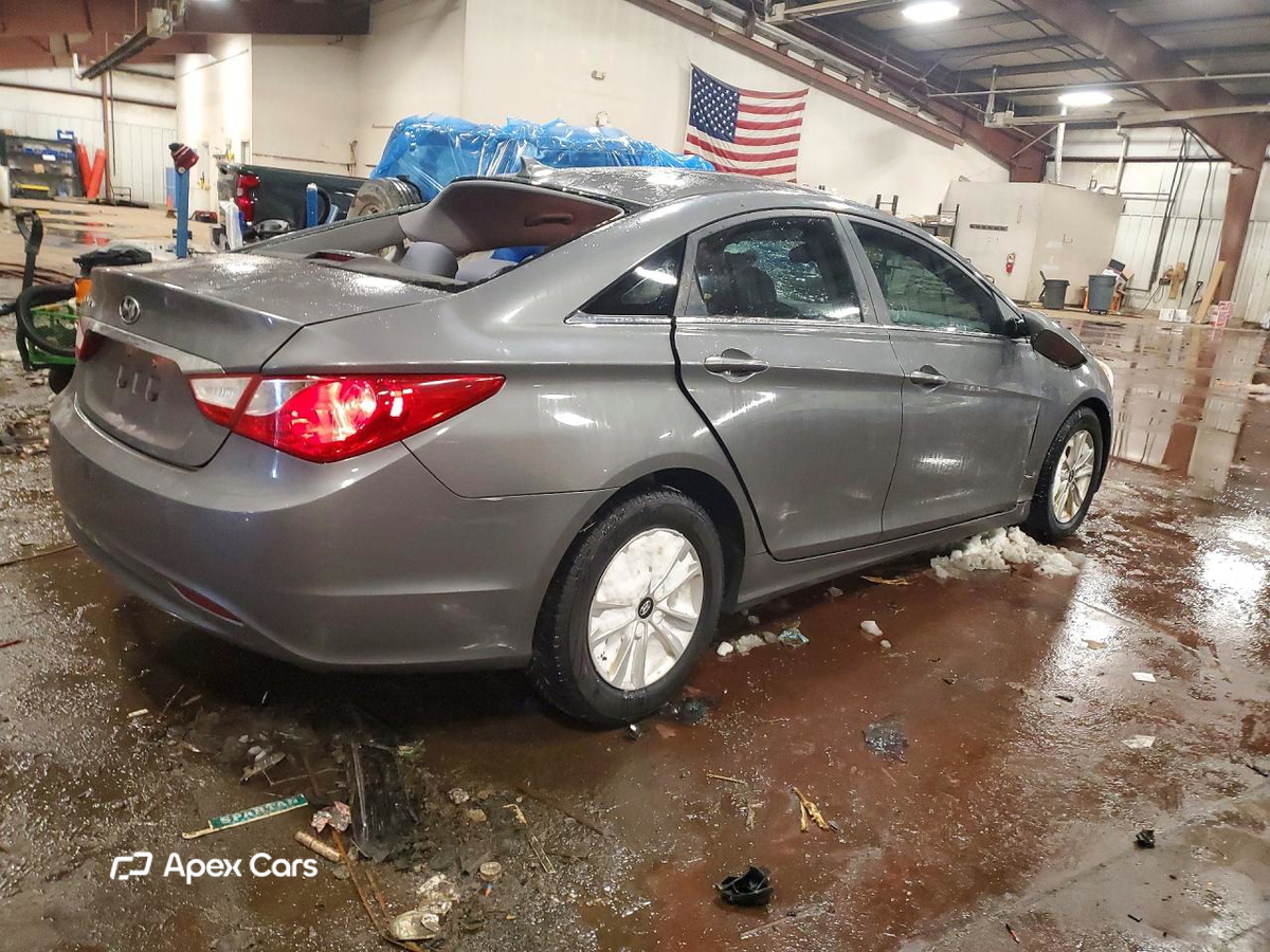 Hyundai Sonata 2013
