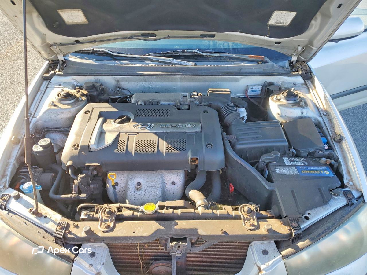 Hyundai Elantra 2003