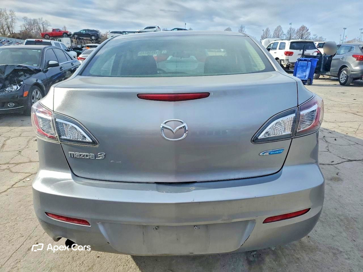 Mazda 3 2013