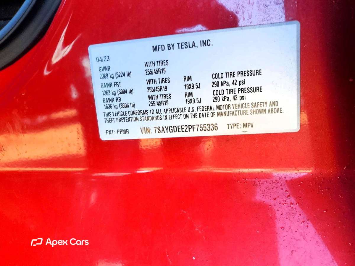 Tesla Model Y 2023