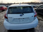 Toyota Prius c 2015
