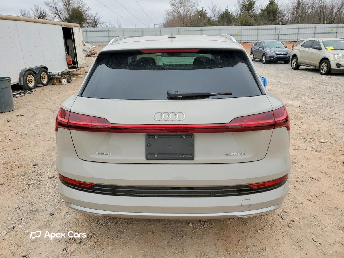 Audi e-tron S 2021