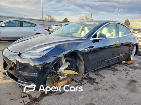 Tesla Model 3 2020 - Image 1 of 15