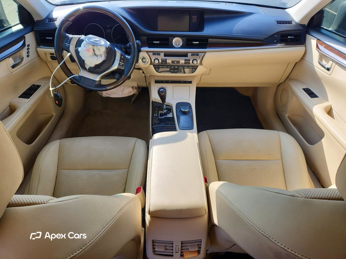 Lexus ES 2015
