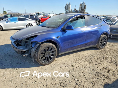 Tesla Model Y 2023 - Zdjęcie 1 z 14