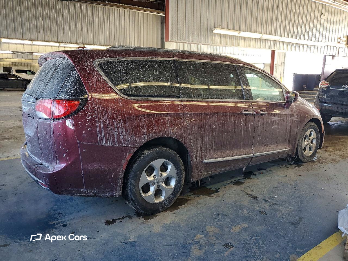 Chrysler Pacifica 2017
