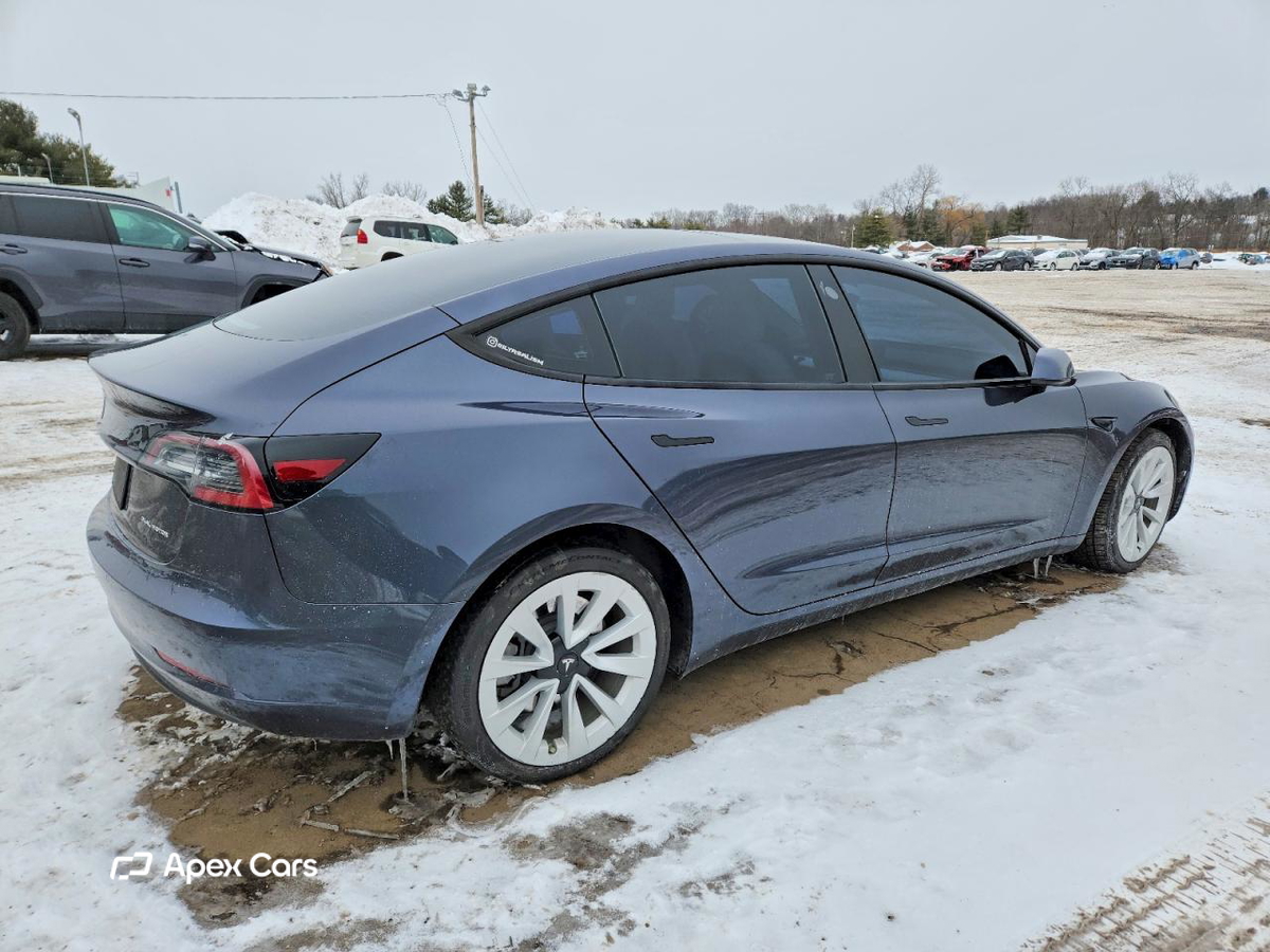 Tesla Model 3 2022