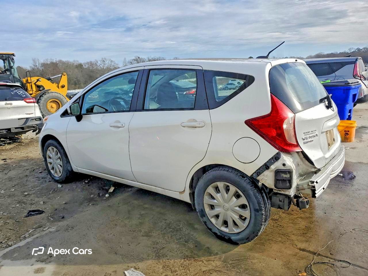 Nissan Versa 2016